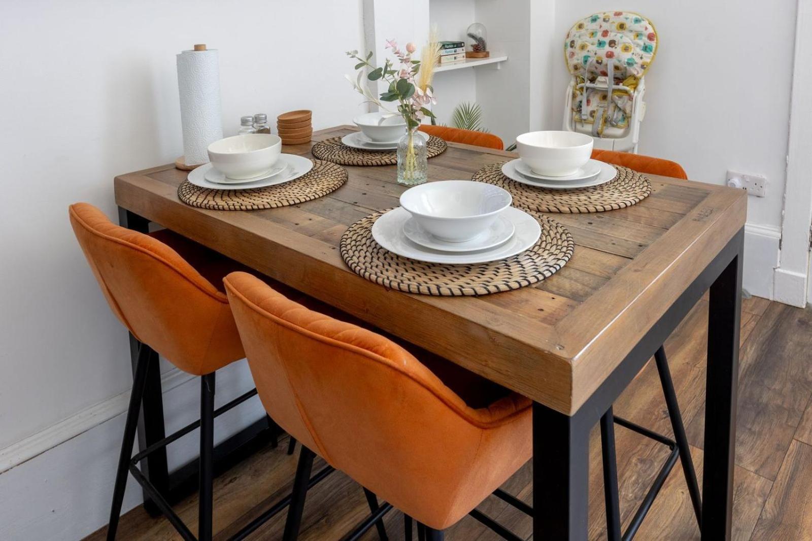 Spacious 3 Bedroom Home In Glasgow - Free Parking Экстерьер фото