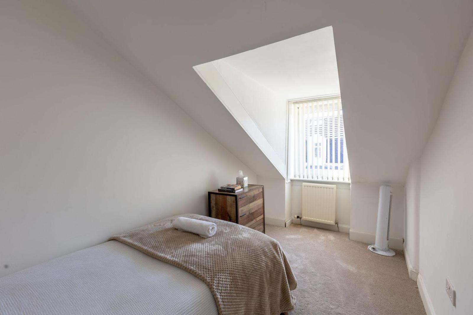 Spacious 3 Bedroom Home In Glasgow - Free Parking Экстерьер фото